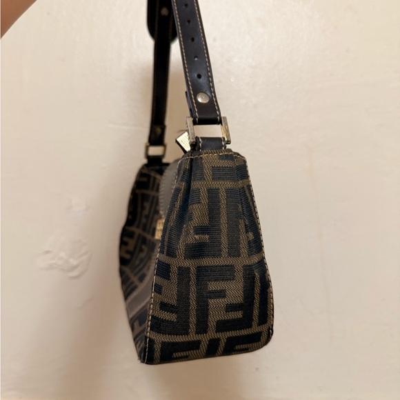 Fendi Black and Brown Monogram Shoulder Bag - Picture 4 of 7
